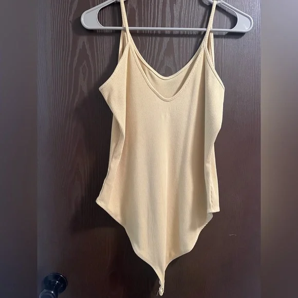 American Eagle Bodysuit - Picture 2 of 3